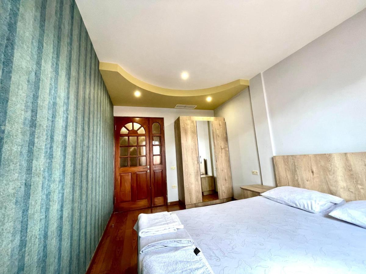 Apartments Emili يريفان المظهر الخارجي الصورة