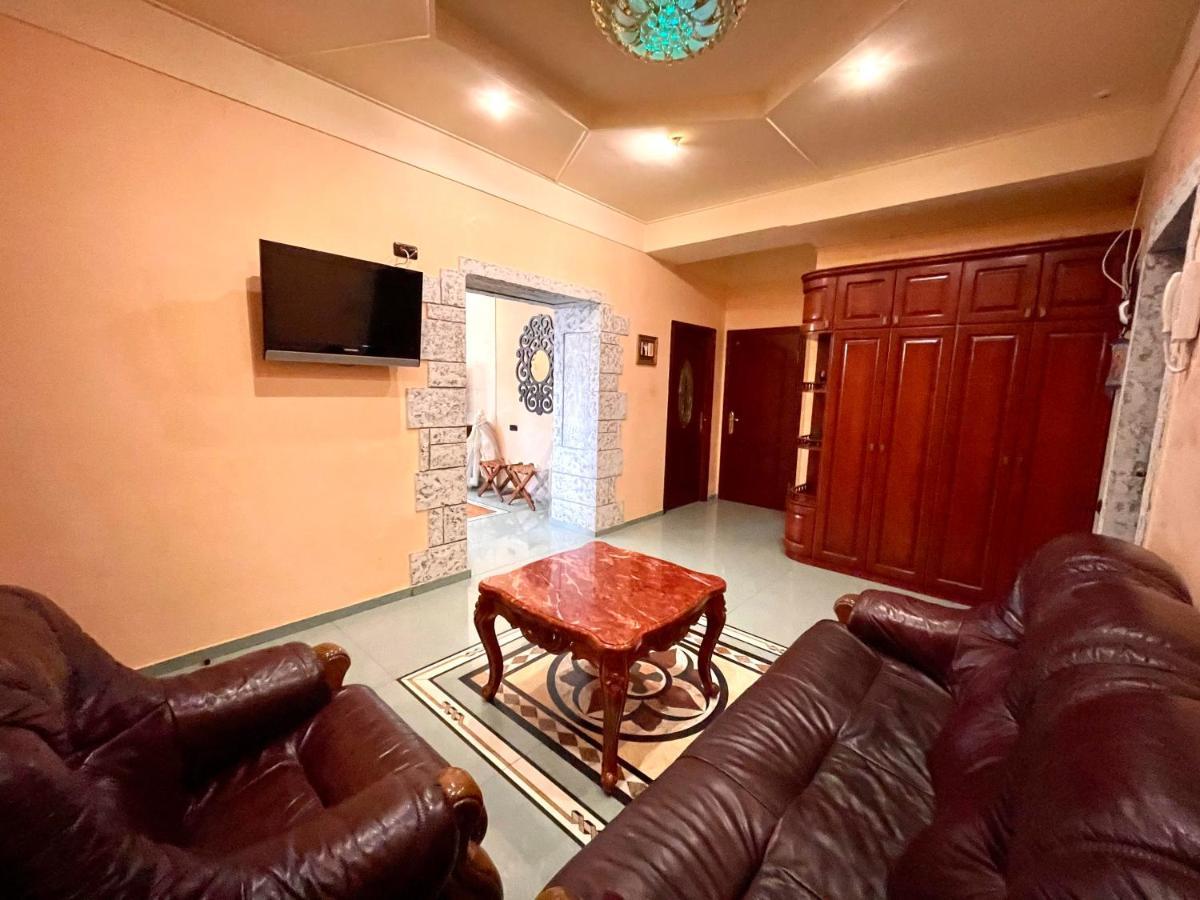 Apartments Emili يريفان المظهر الخارجي الصورة