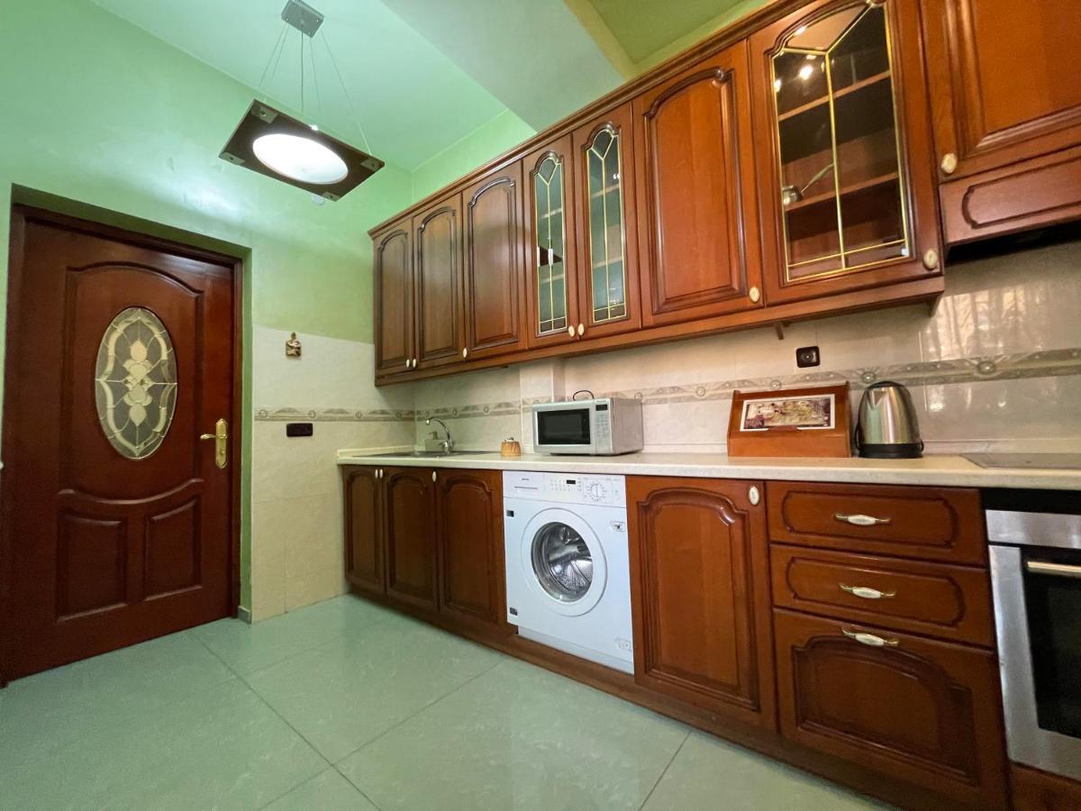Apartments Emili يريفان المظهر الخارجي الصورة