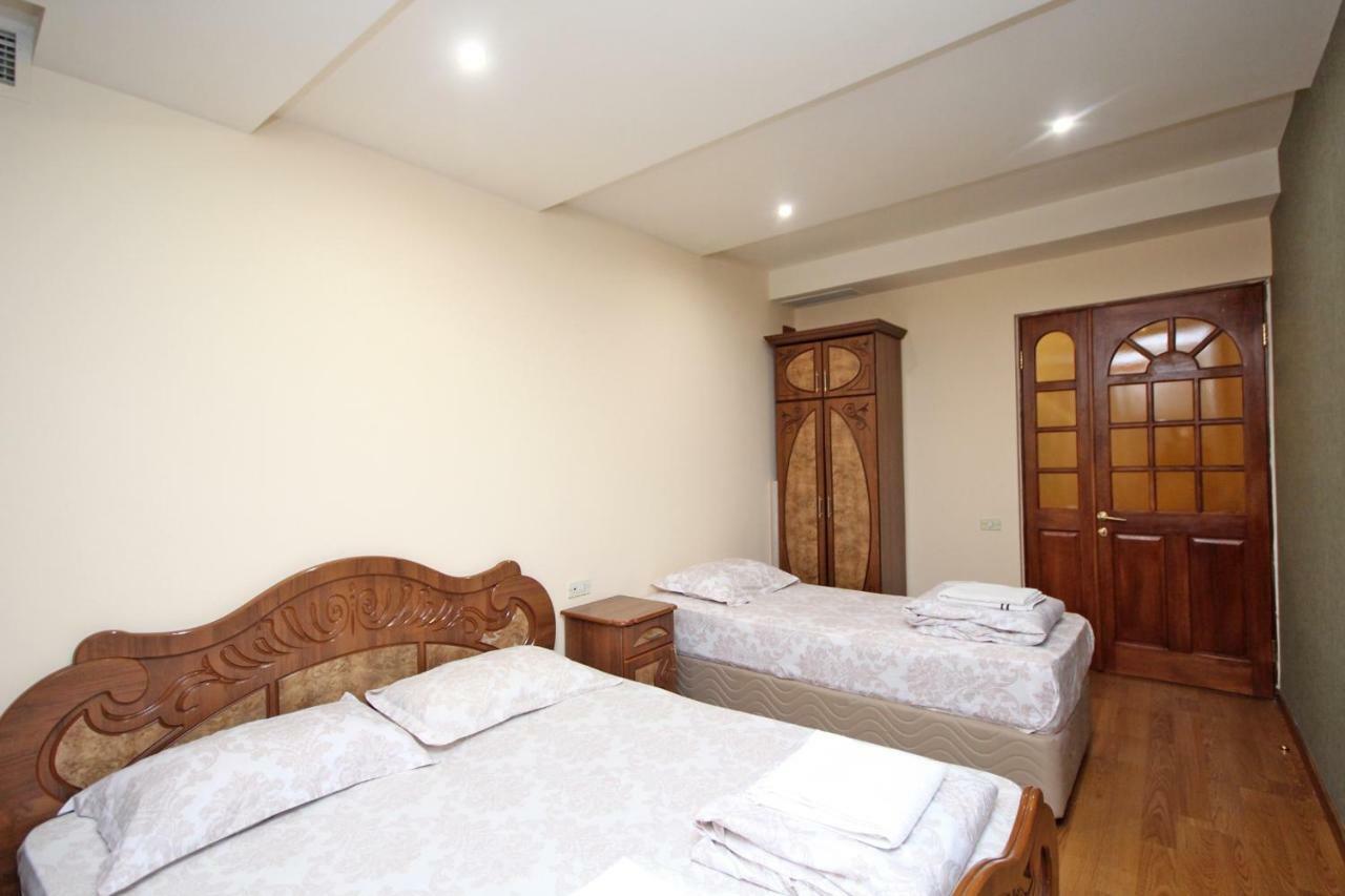 Apartments Emili يريفان المظهر الخارجي الصورة