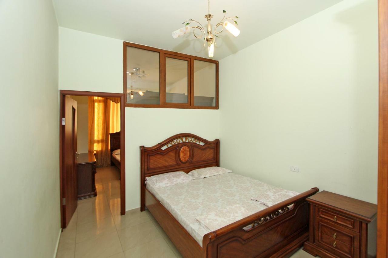 Apartments Emili يريفان المظهر الخارجي الصورة