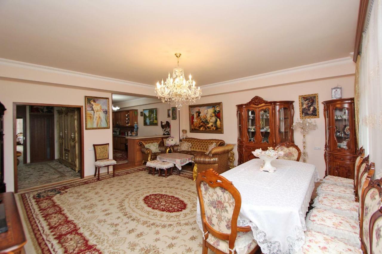 Apartments Emili يريفان المظهر الخارجي الصورة