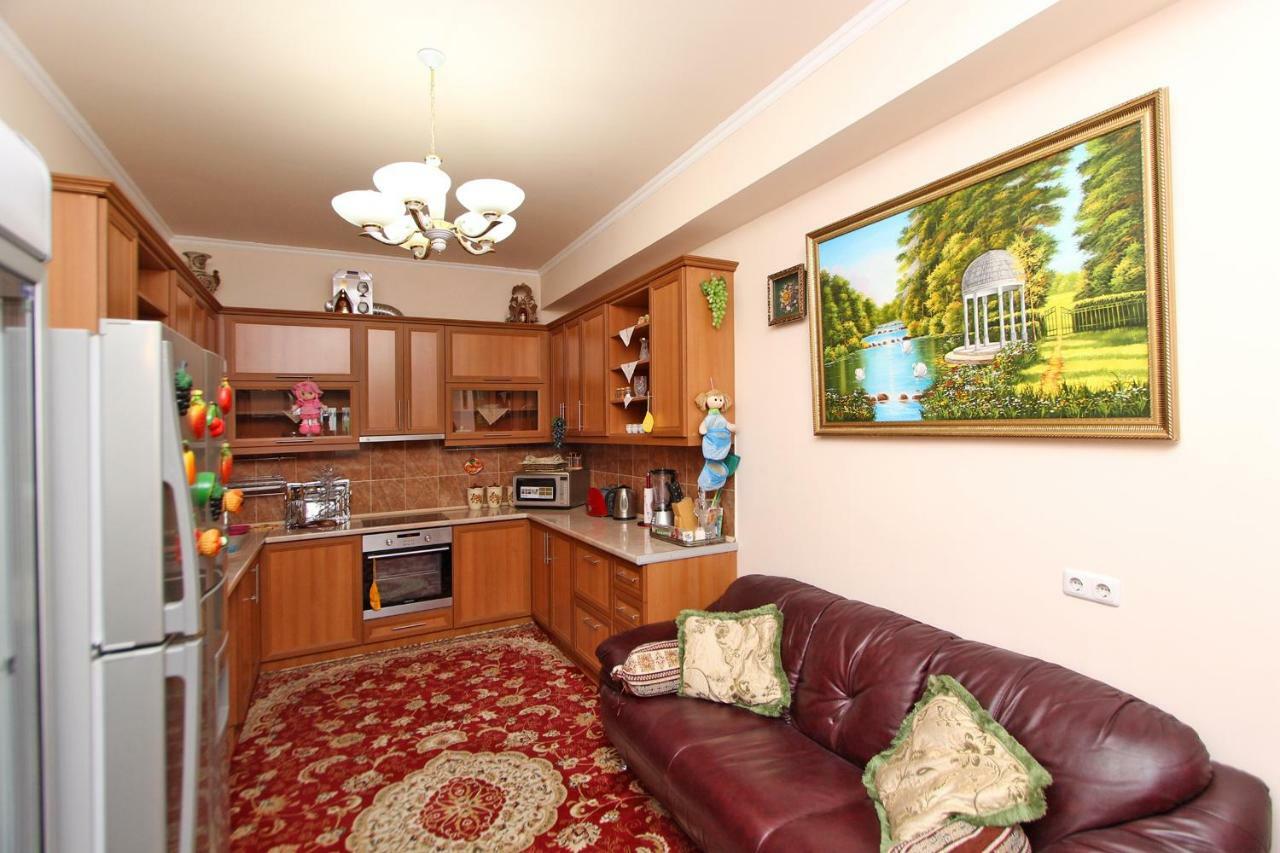 Apartments Emili يريفان المظهر الخارجي الصورة